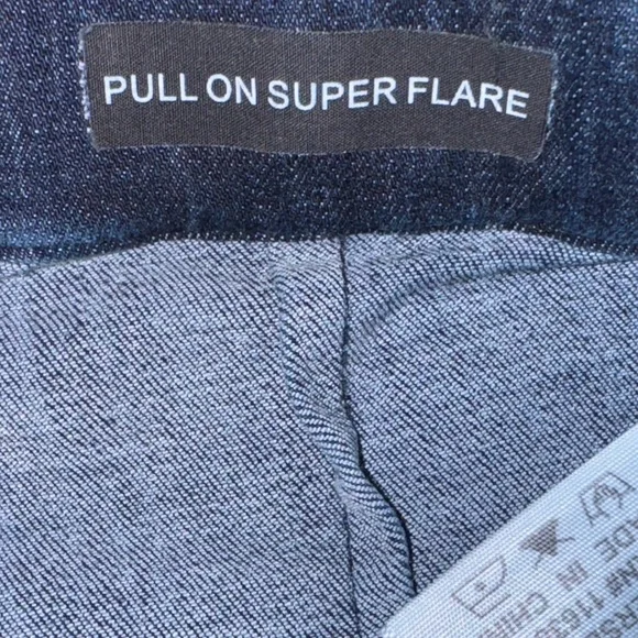 Judy Blue Dark Indigo Flare Jeans - Picture 5 of 7